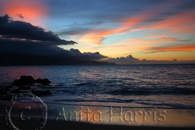 Sunset, Maui North Shore - img_3072_1.jpg