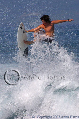 Hookipa surfer boy -img_6644_1_w.jpg