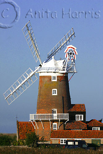 Windmill in Cley, Norfolk -img_4167.jpg