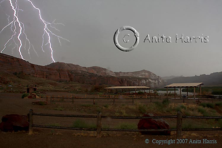 Moab Lightening Thunderstorm Cataract Canyon - img_0822_w.jpg